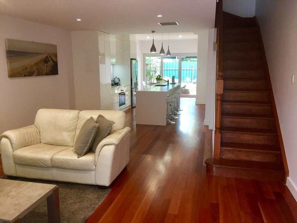 Chic Townhouse In North Adelaide Villa Bagian luar foto