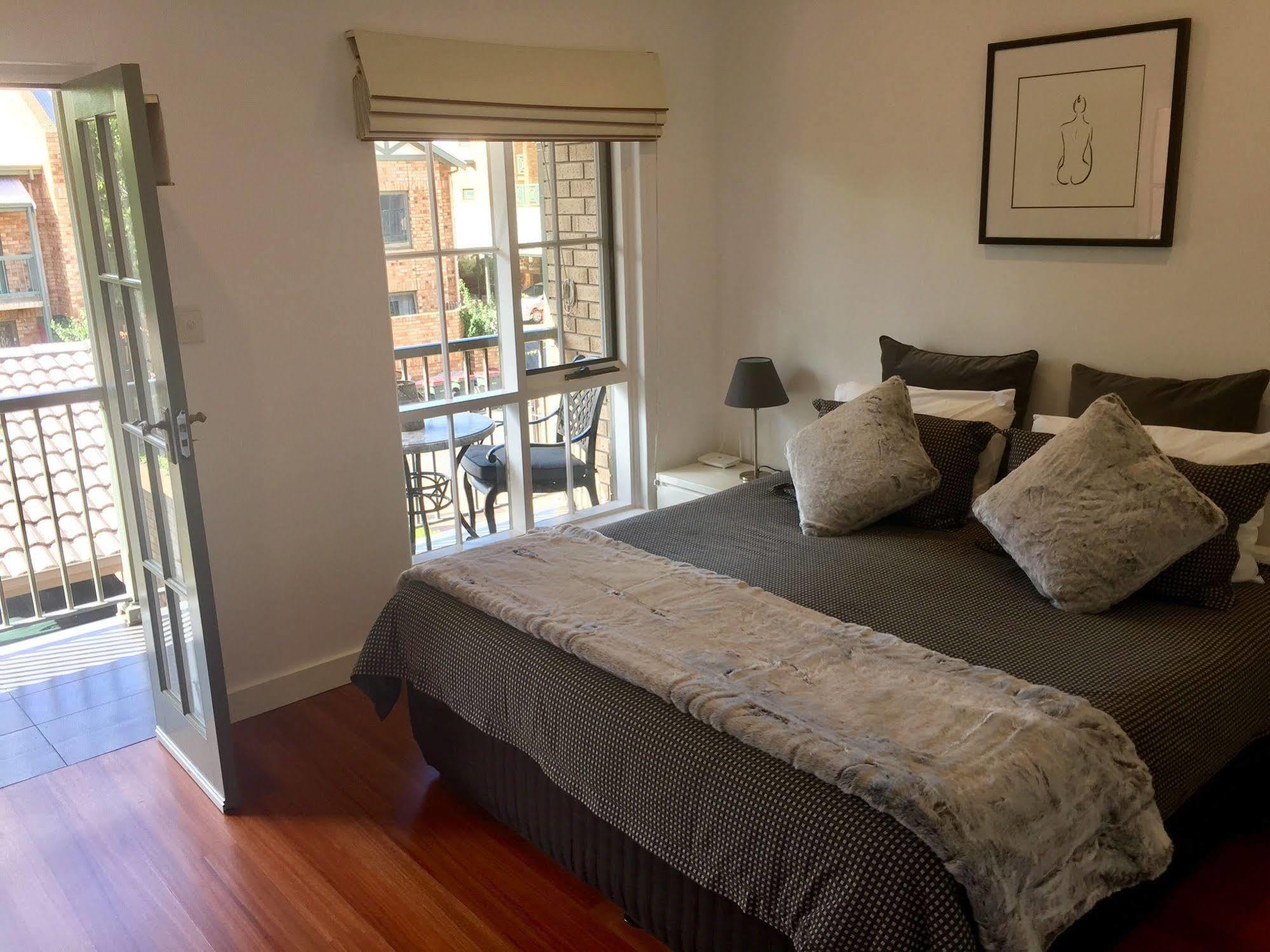 Chic Townhouse In North Adelaide Villa Bagian luar foto